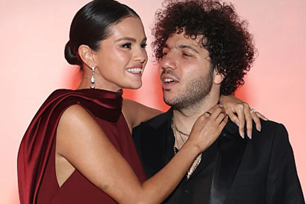 Sogra de Selena Gomez tem casa invadida e se esconde no banheiro - Metrópoles