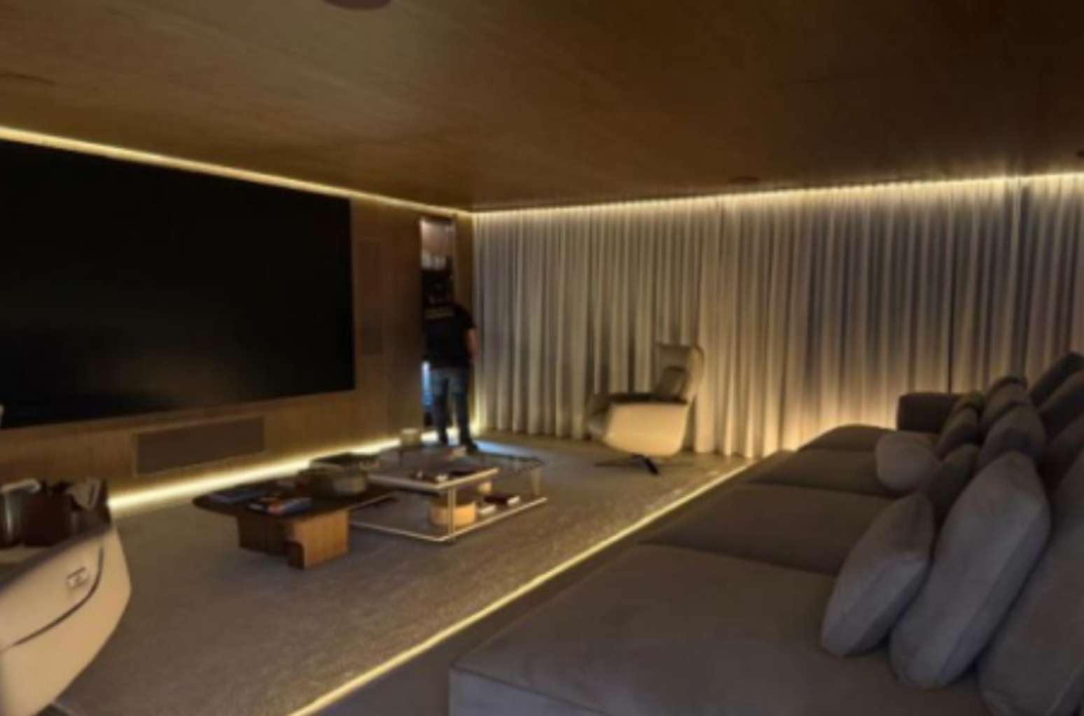 Sala da casa de Daniel Vorcaro em Belo Horizonte (MG)