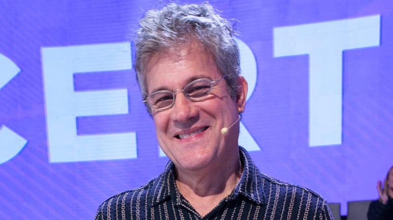 Tom Cavalcante escala atores, cantores e influenciadores para o Acerte ou Caia! deste domingo (27)