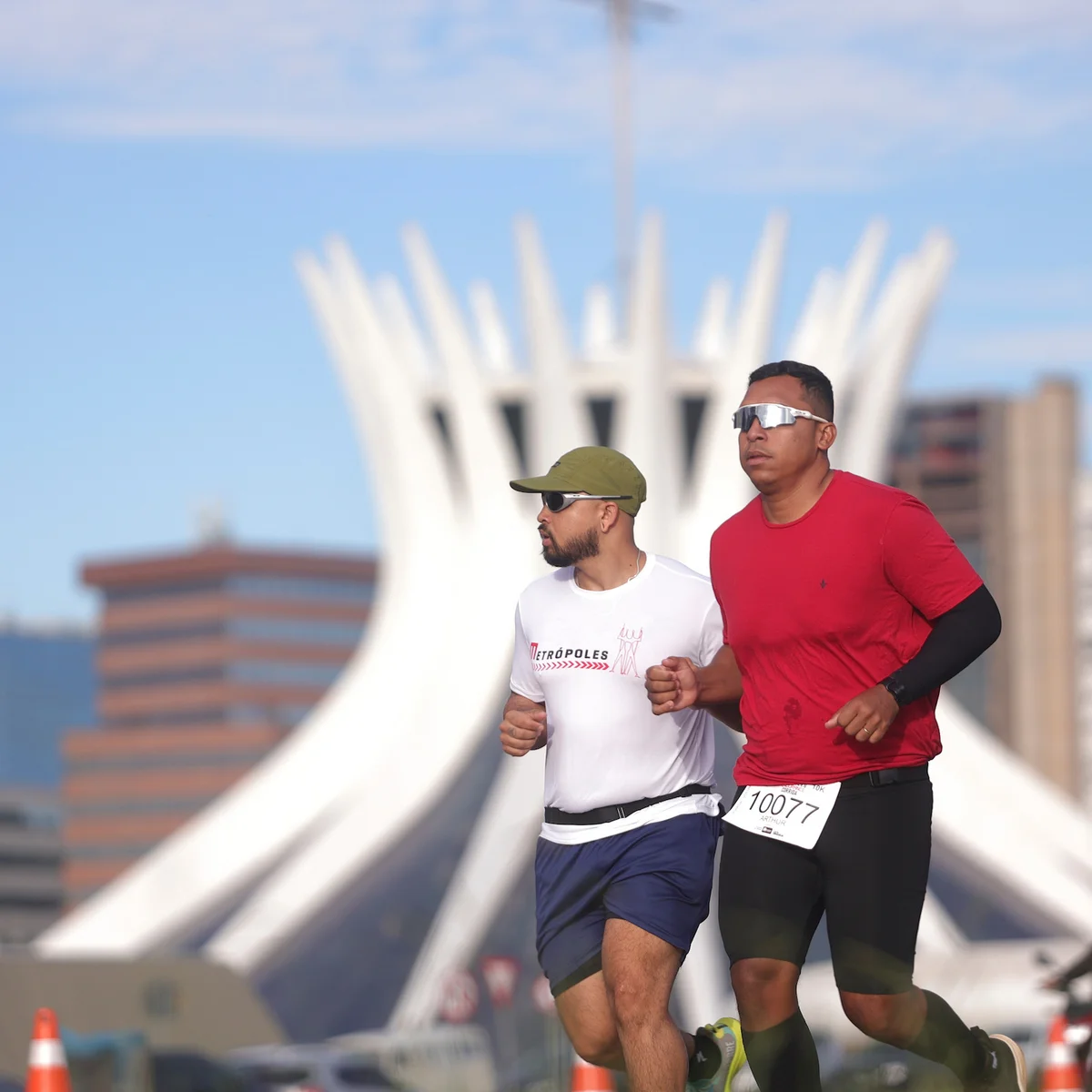 Metrópoles Endurance Corrida: retirada de kits será em frente à Catedral