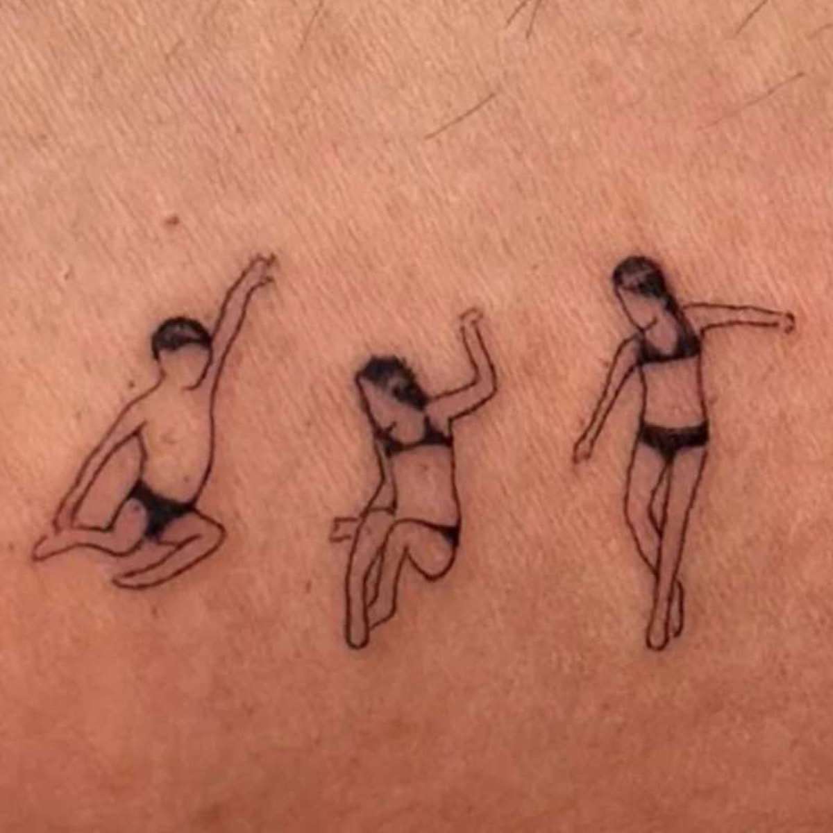William Bonner faz tatuagem em homenagem aos trigêmeos e revela história emocionante por trás do desenho