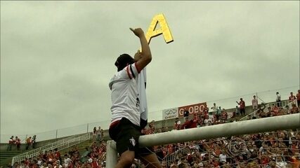 Joinville se torna o primeiro clube a garantir acesso à Série A do Brasileirão 2015
