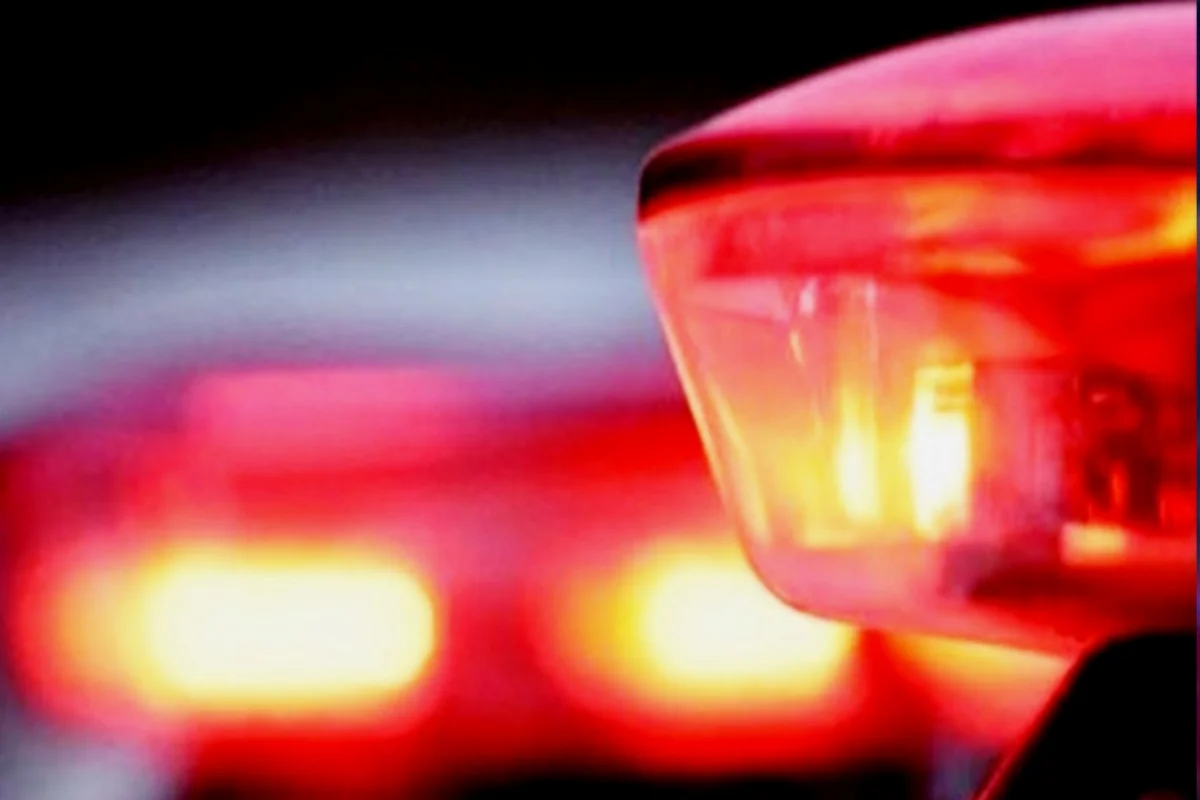 Mulher é morta a facadas em casa na Bahia; polícia busca ex-namorado