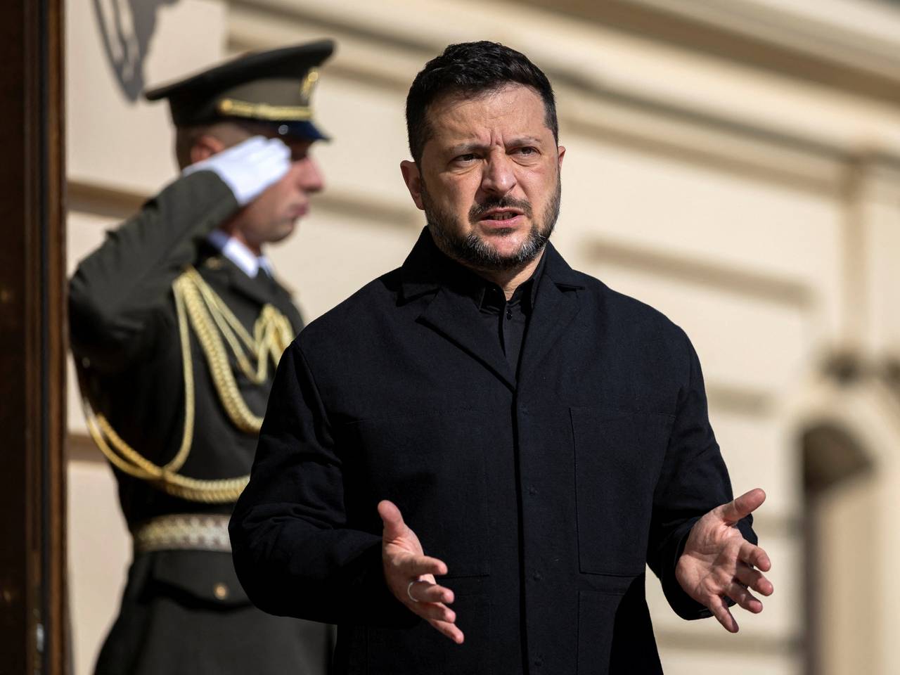 Na Europa, apelarão para que o telefone de Zelensky seja retirado devido à reação ao acordo entre Putin e Trump