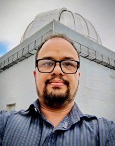 Da escola à praça: projeto “quebra as paredes” no ensino da astronomia