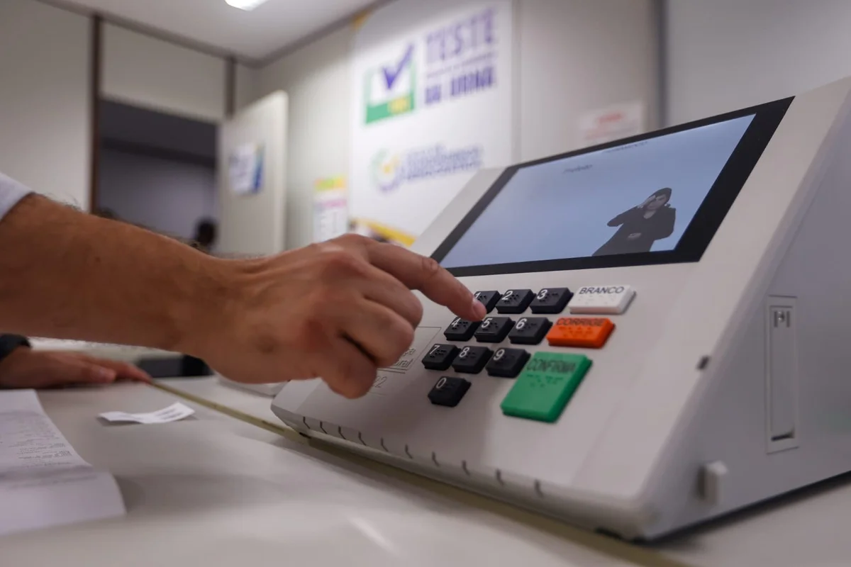 Saiba o que são votos válidos e por que eles aparecem nas pesquisas finais