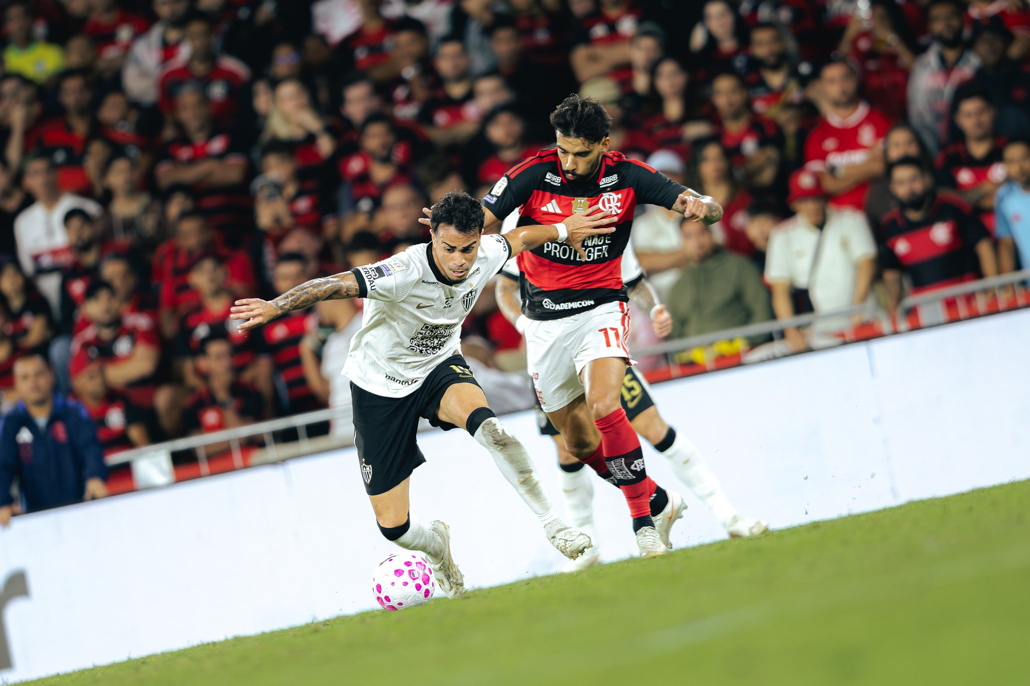 Análise: Domínguez arrisca na estratégia, e Atlético-MG deixa escapar lugar no G-5