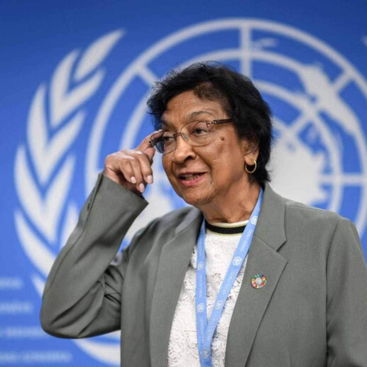 Ganhadora do Nobel da Paz ironiza Trump em 1º discurso após prêmio: 'Se aplaudirem mais alto, talvez eu divida com ele'