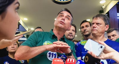 Brasil: Flávio Bolsonaro cancela a última hora su asistencia al último debate electoral