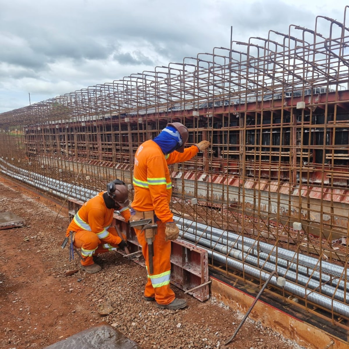 ArcelorMittal e Arteris fazem parceria para uso de ‘aço verde’ em duplicação de rodovia em SP