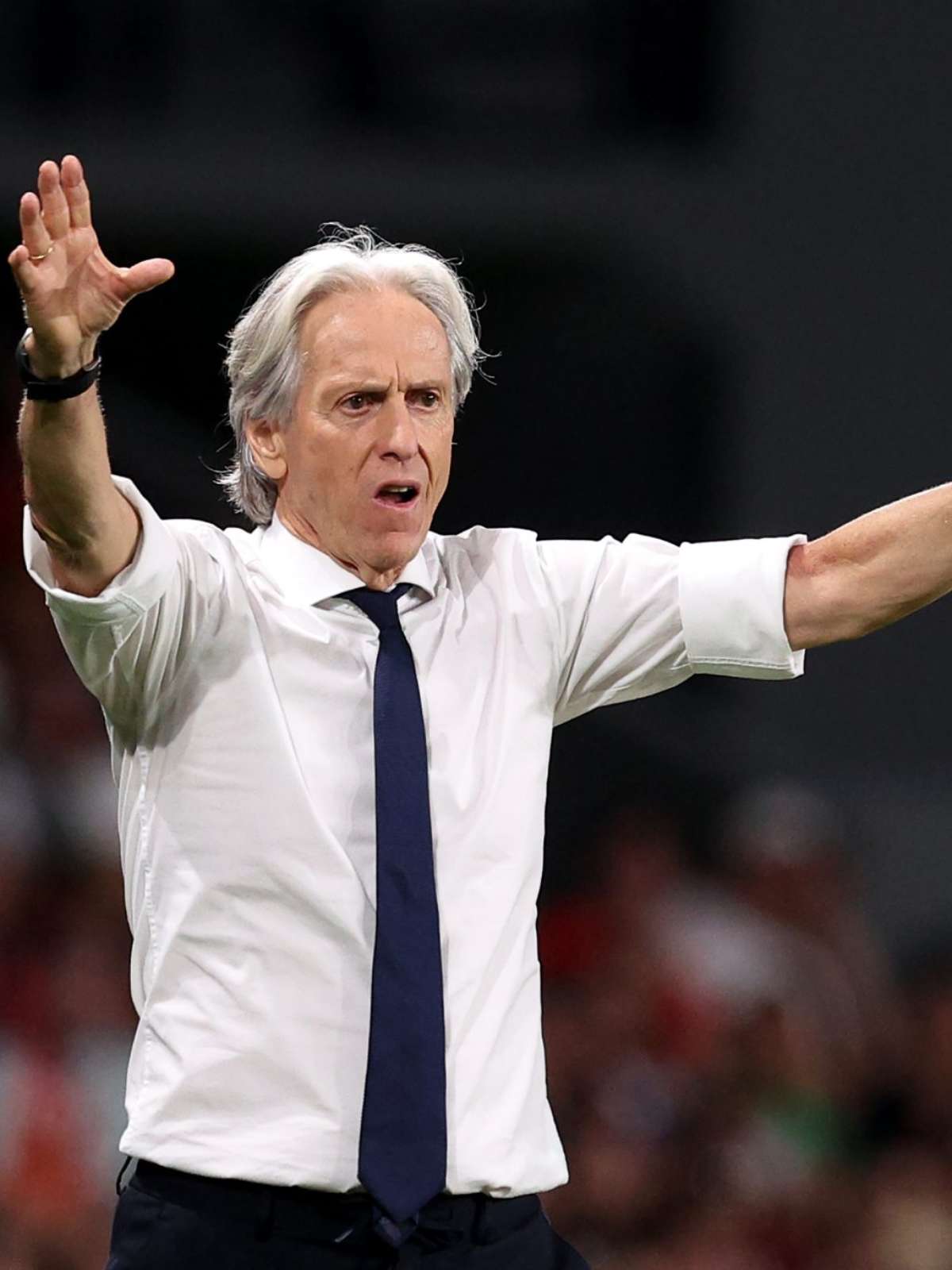Jorge Jesus deve tomar atitude definitiva sobre atrito com Cristiano Ronaldo, diz jornalista
