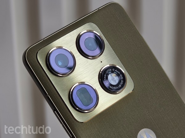 Celular com caneta stylus: veja 4 modelos com suporte para anotações