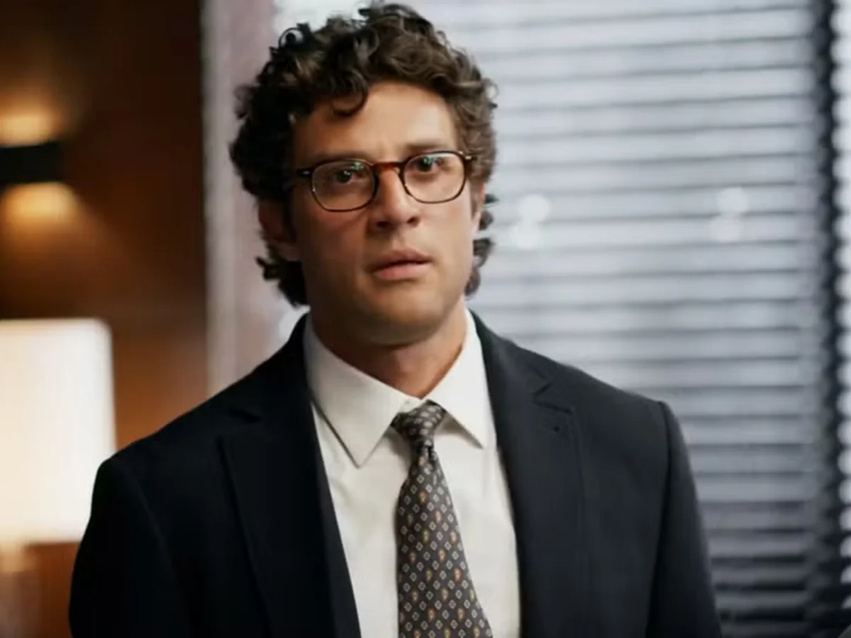 Quem Ama Cuida: Pilar trama contra Pedro e planeja matar o advogado