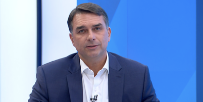 Fl&aacute;vio Bolsonaro durante sabatina da Globo Foto: Reprodu&ccedil;&atilde;o/TV Globo