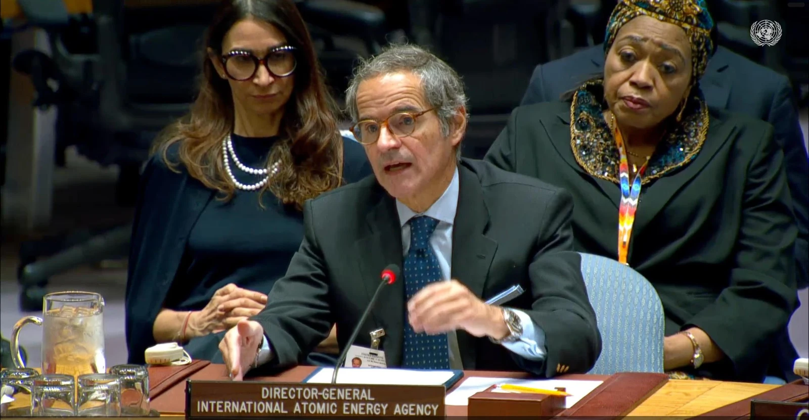 Não há indícios de que o Irã esteja reconstruindo instalações nucleares, mas 440 kg de urânio estão sem explicação, diz o observador da ONU
