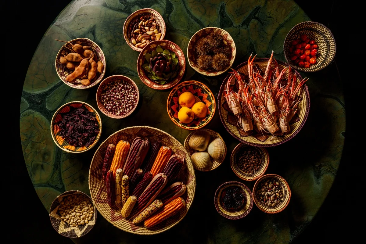 Foto colorida de vários alimentos - Metrópoles