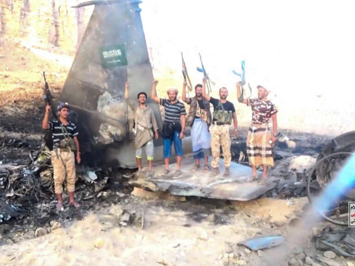 Houthis atacam os aeroportos de Aden e Riad, apesar da contraofensiva governamental no Iêmen