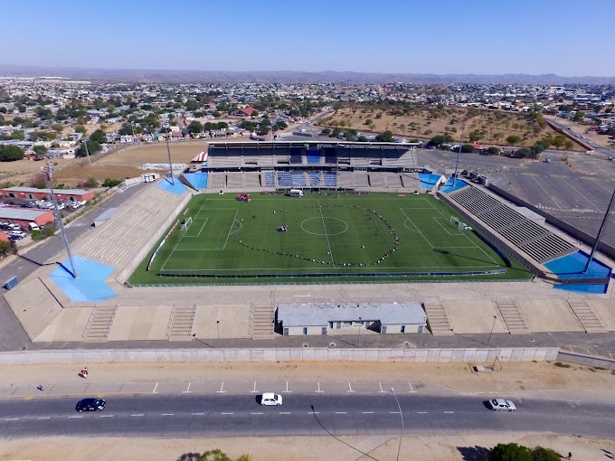 Equipes internacionais rumo ao festival de futebol de Windhoek