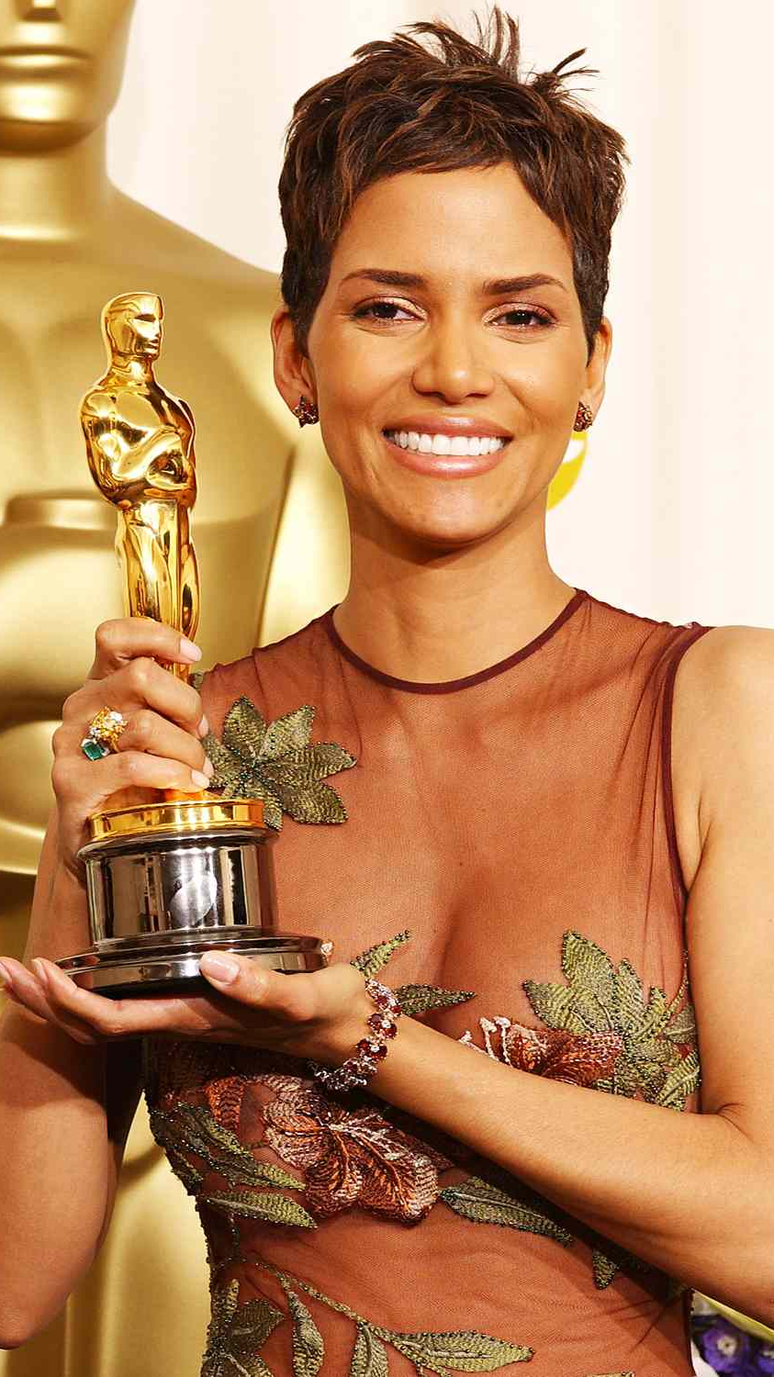 Ex-marido de Halle Berry acusa atriz de estrangular o filho de 12 anos durante briga, diz TMZ