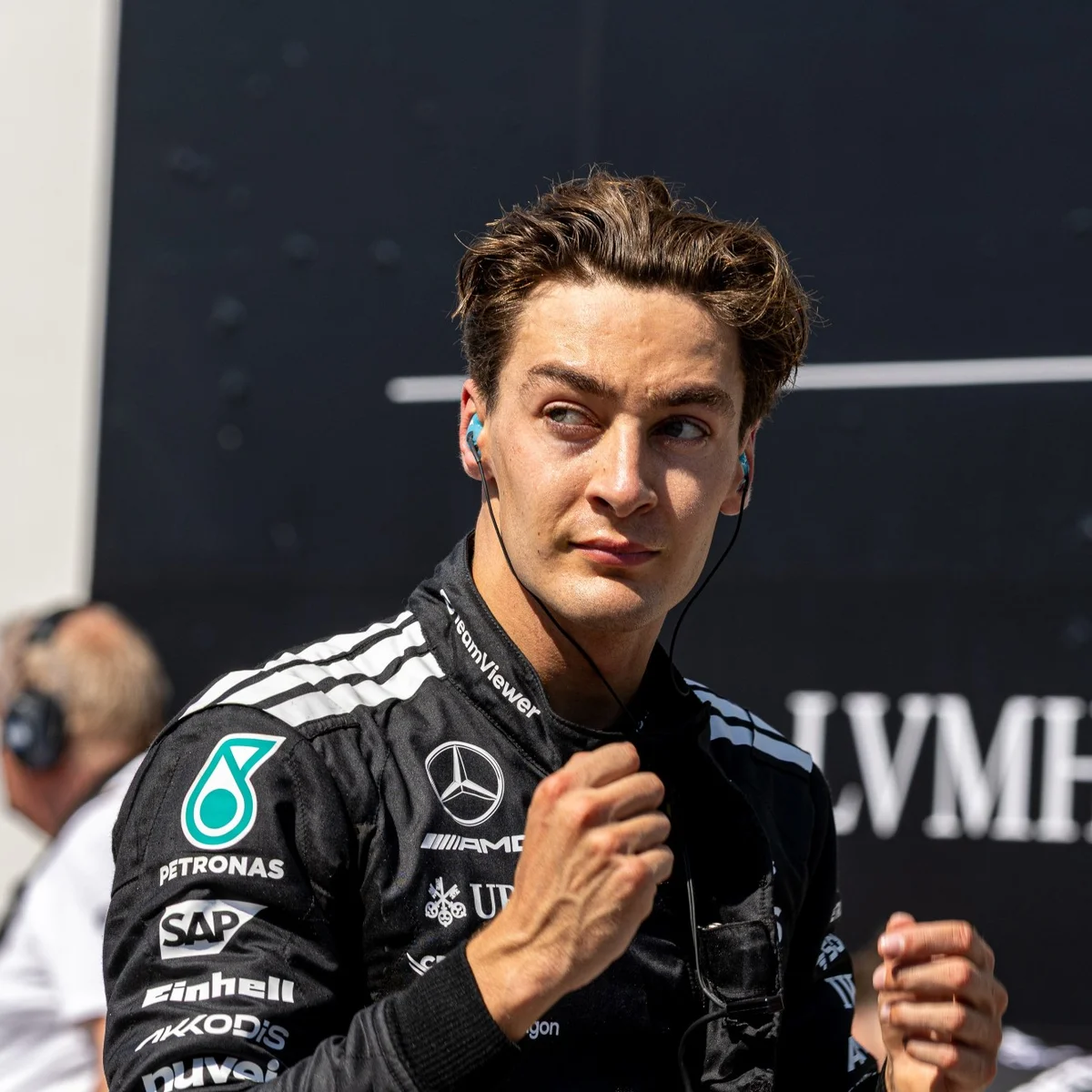 Mercedes confirma trocas no motor de Russell, que será punido em Singapura