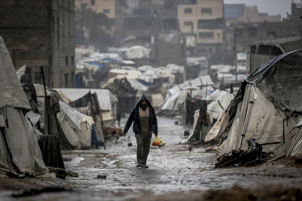 Ataque aéreo israelense contra apartamento em Gaza mata ao menos 5 pessoas