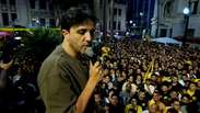 Renan Santos encerra campanha com ataques a Lula e Fl&aacute;vio em ato em SP: 'Nossa candidatura &eacute; soberanista'