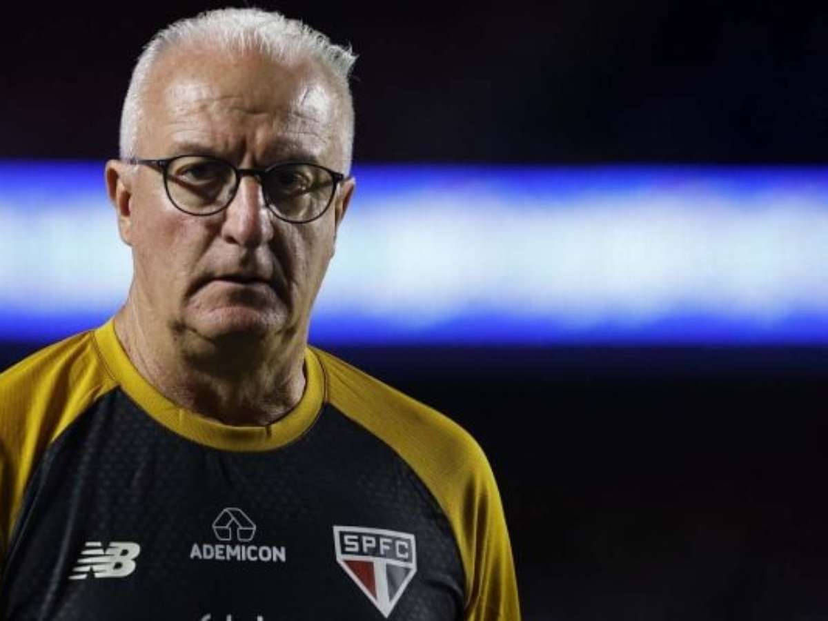 Dorival destaca peso dos veteranos e força da torcida do São Paulo