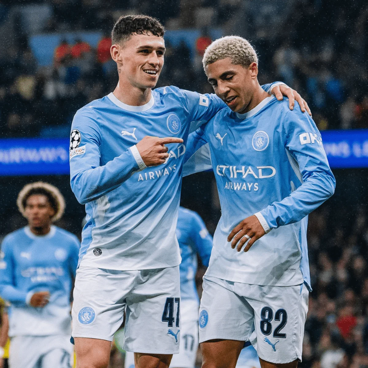 Foden marca três e Manchester City goleia o AEK na Champions League