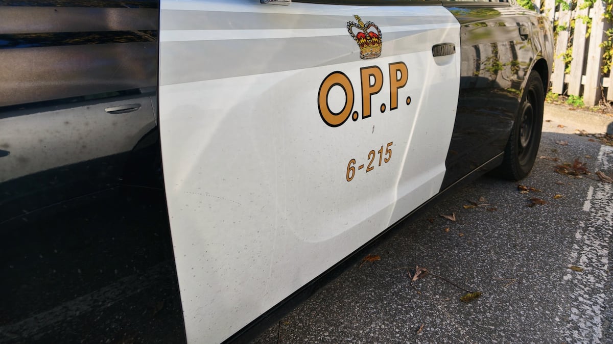 Highway 401 off-ramp in Etobicoke closed after multi-vehicle collision on Saturday night