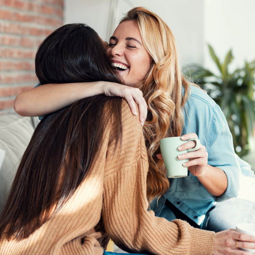 Pessoas com uma bela presença mental e emocional geralmente dizem 8 frases em conversas de pequena interação.