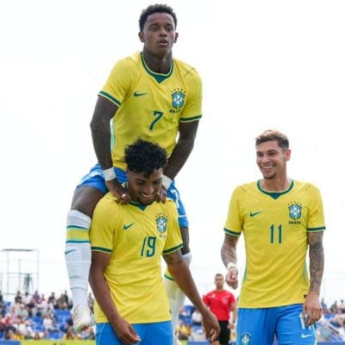 Brasil-Sub 20 goleia México no último amistoso na Espanha