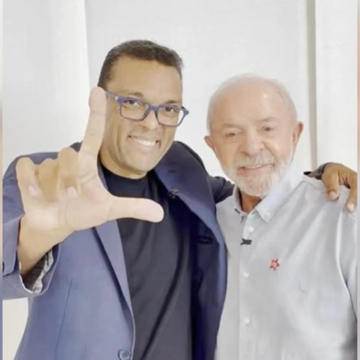Ex-bolsonarista, deputado declara voto em Lula e faz apelo a evangélicos