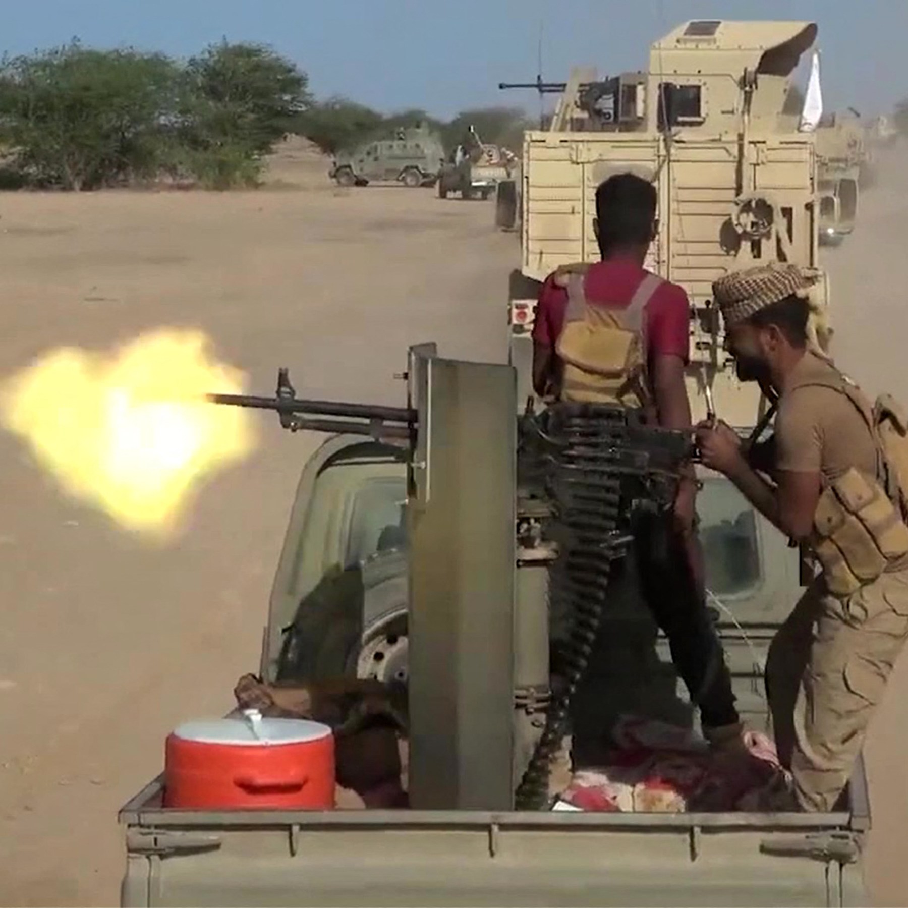Guerra no Irã ao vivo: 12 mortos em Riade, EUA ponderam entrar na luta contra os Houthi