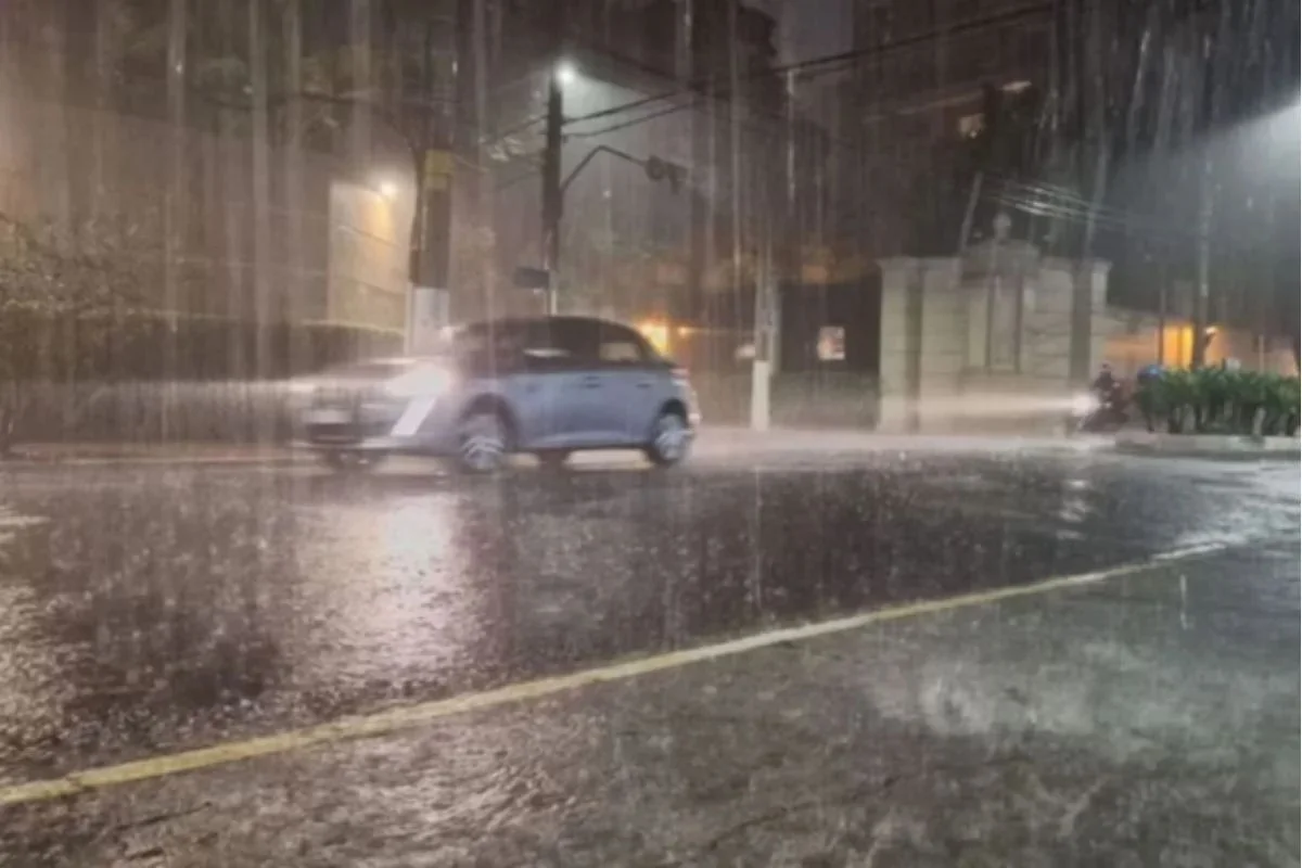 Alerta laranja: Inmet prevê virada do tempo e queda de granizo no estado