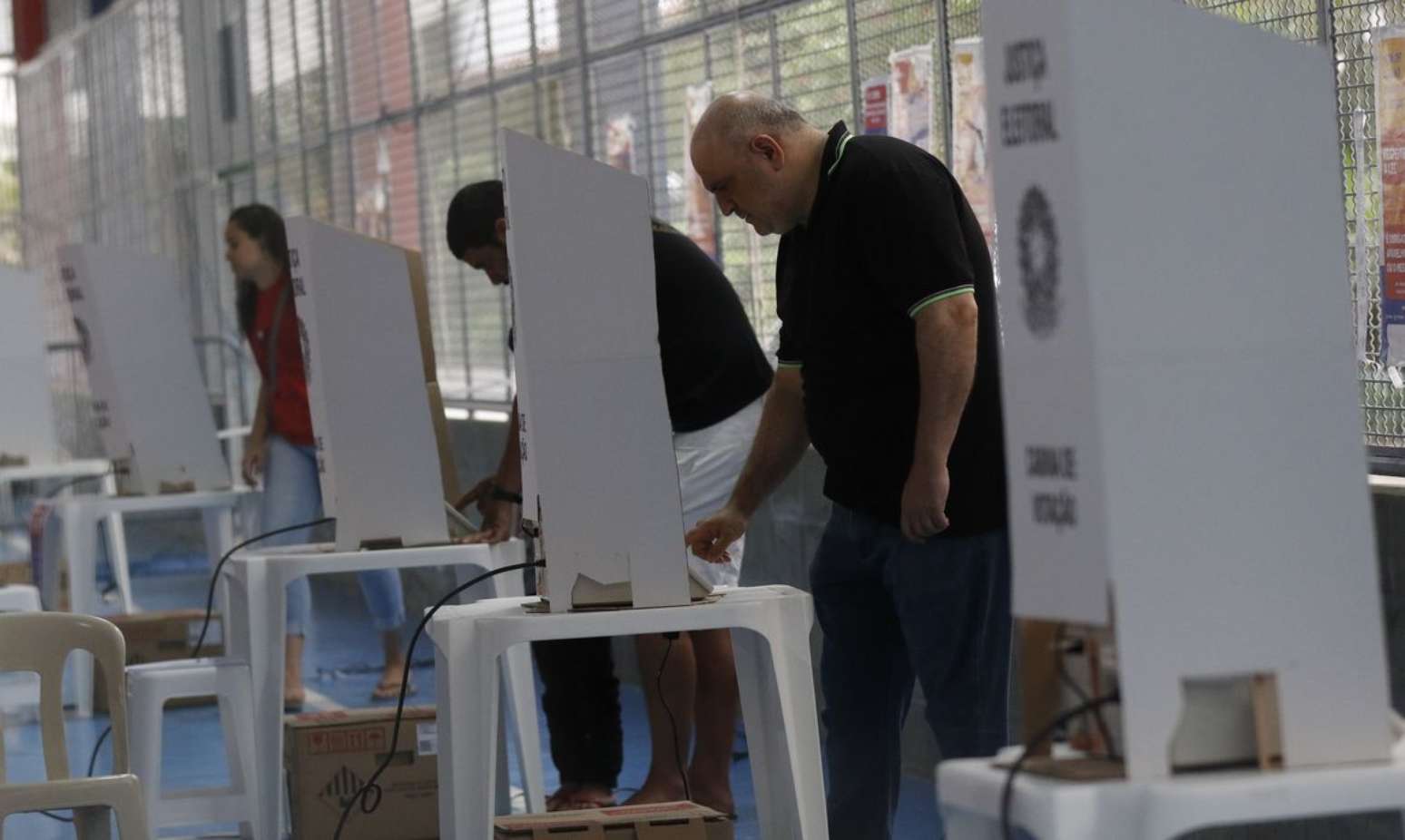 Imagem da matéria: Quase 40% expressam desalento em relação à disputa eleitoral