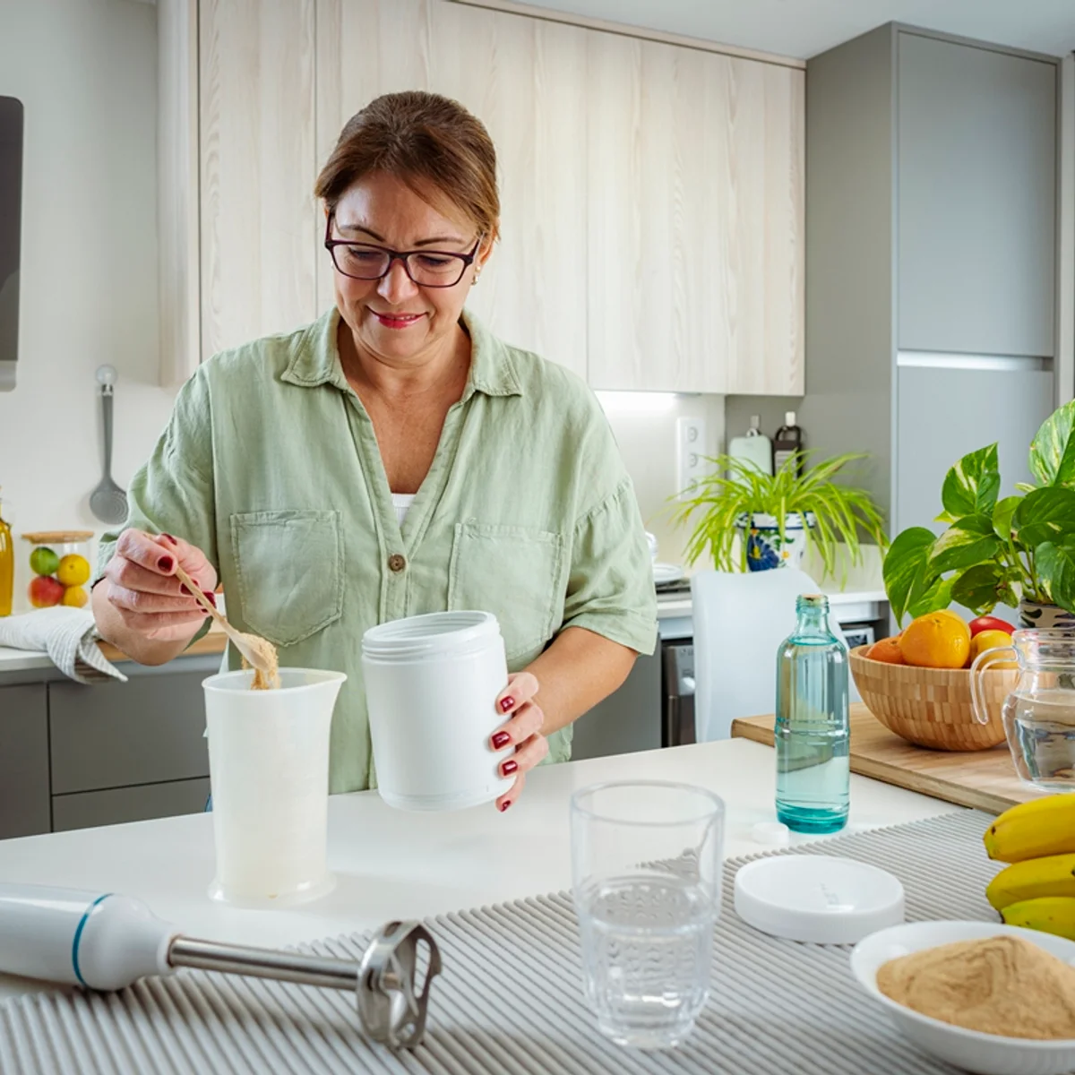 Whey e creatina "acabam" com os rins? Ciência responde a esse medo comum