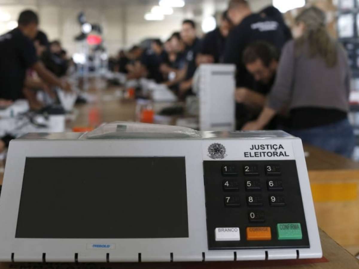 Abstenção pode ter peso decisivo na eleição, diz diretor da Quaest