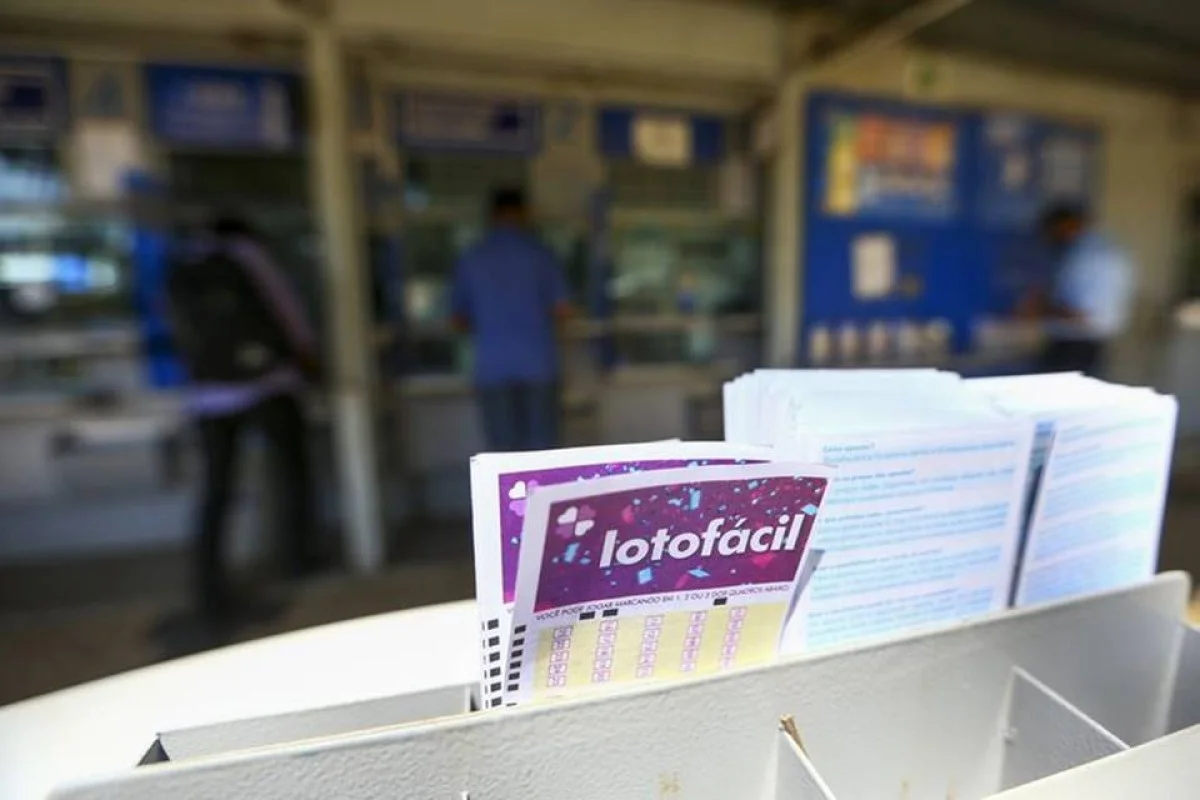 Confira o resultado da Lotofácil 3798, que sorteou R$ 5 milhões hoje (6/10)