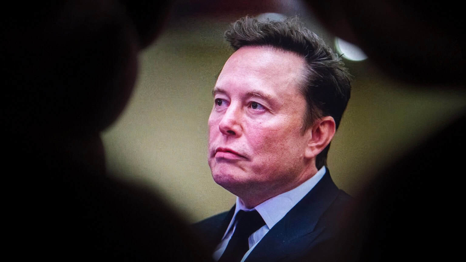 Trump intervém após Musk limitar Starlink na Ucrânia