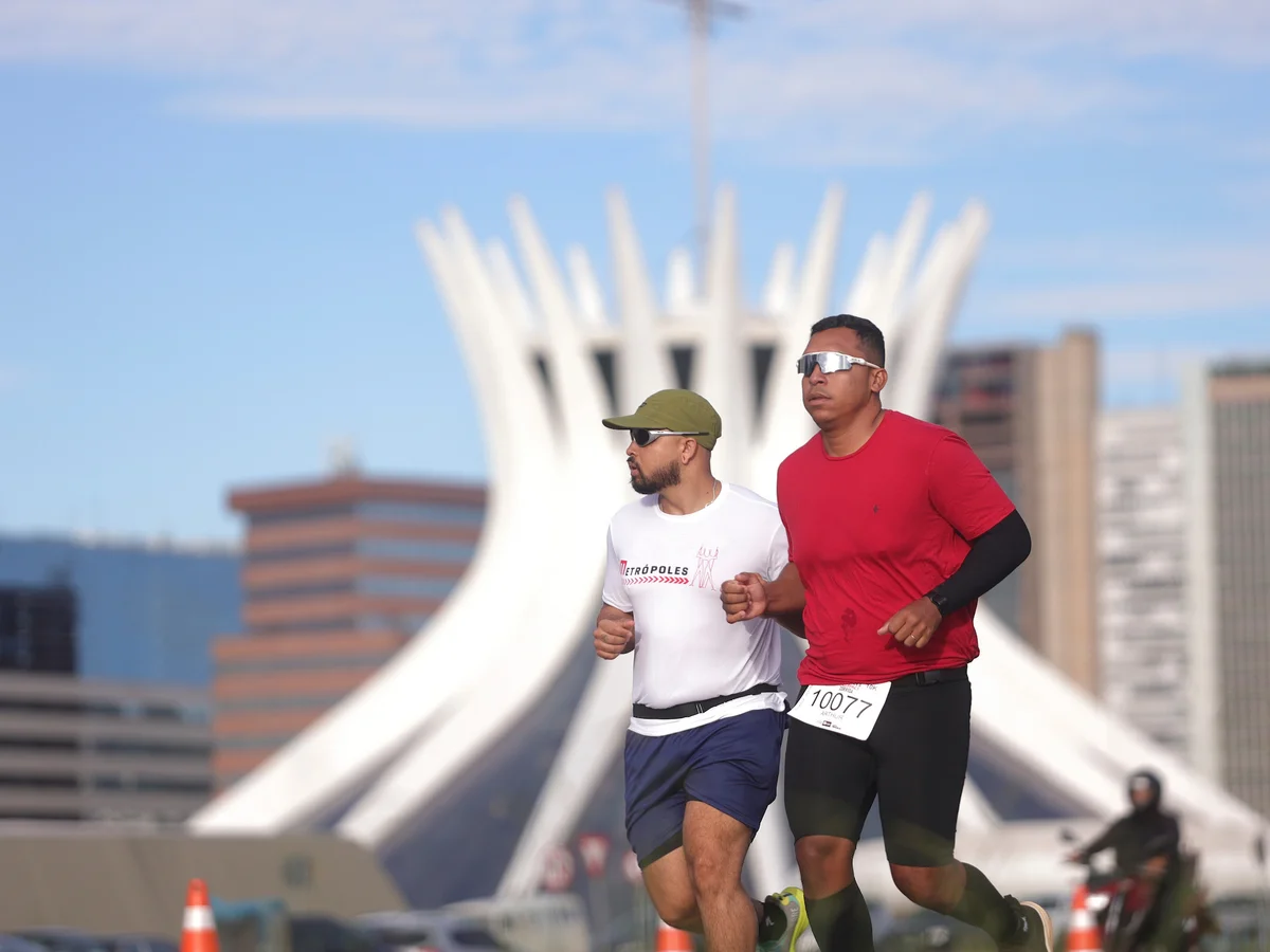 Metrópoles Endurance Corrida: retirada de kits será em frente à Catedral