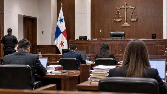 Panamá amplia o acesso ao passaporte eletrônico para estudantes que representem o país no exterior