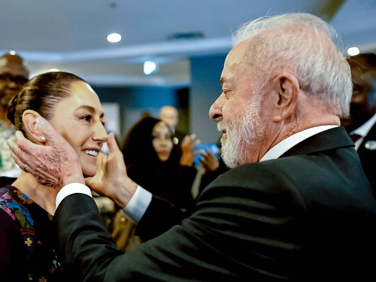 Sheinbaum diz que direita internacional quer interferir em eleições