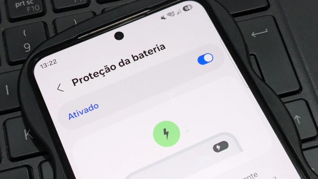 O que significa o ícone de escudo na bateria do Samsung Galaxy?