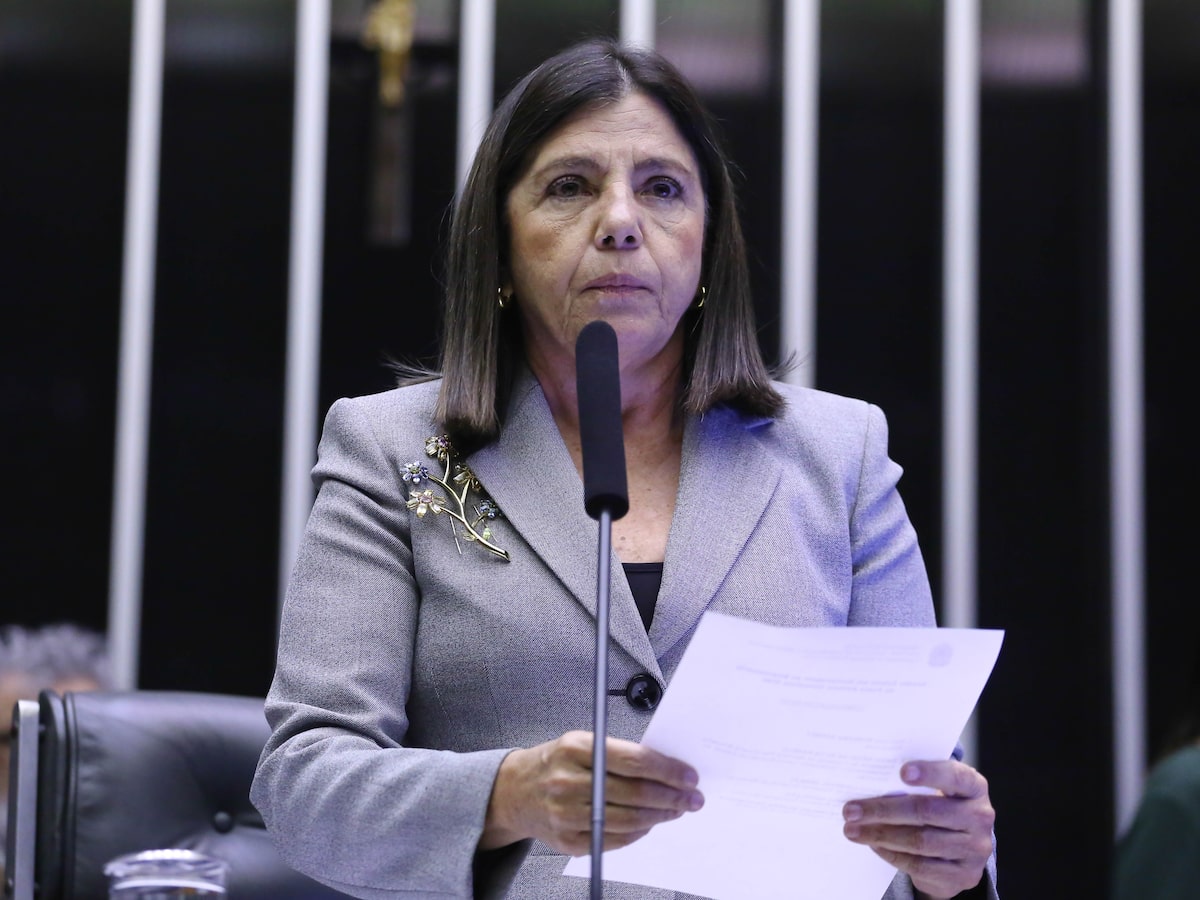 Com derrota de Roseana, família Sarney fica sem mandato pela primeira vez em 72 anos