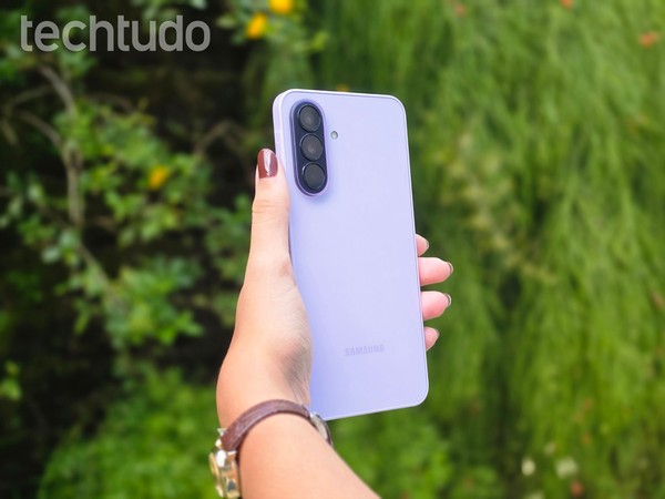 Celular custo-benefício 2026: os melhores para comprar em outubro